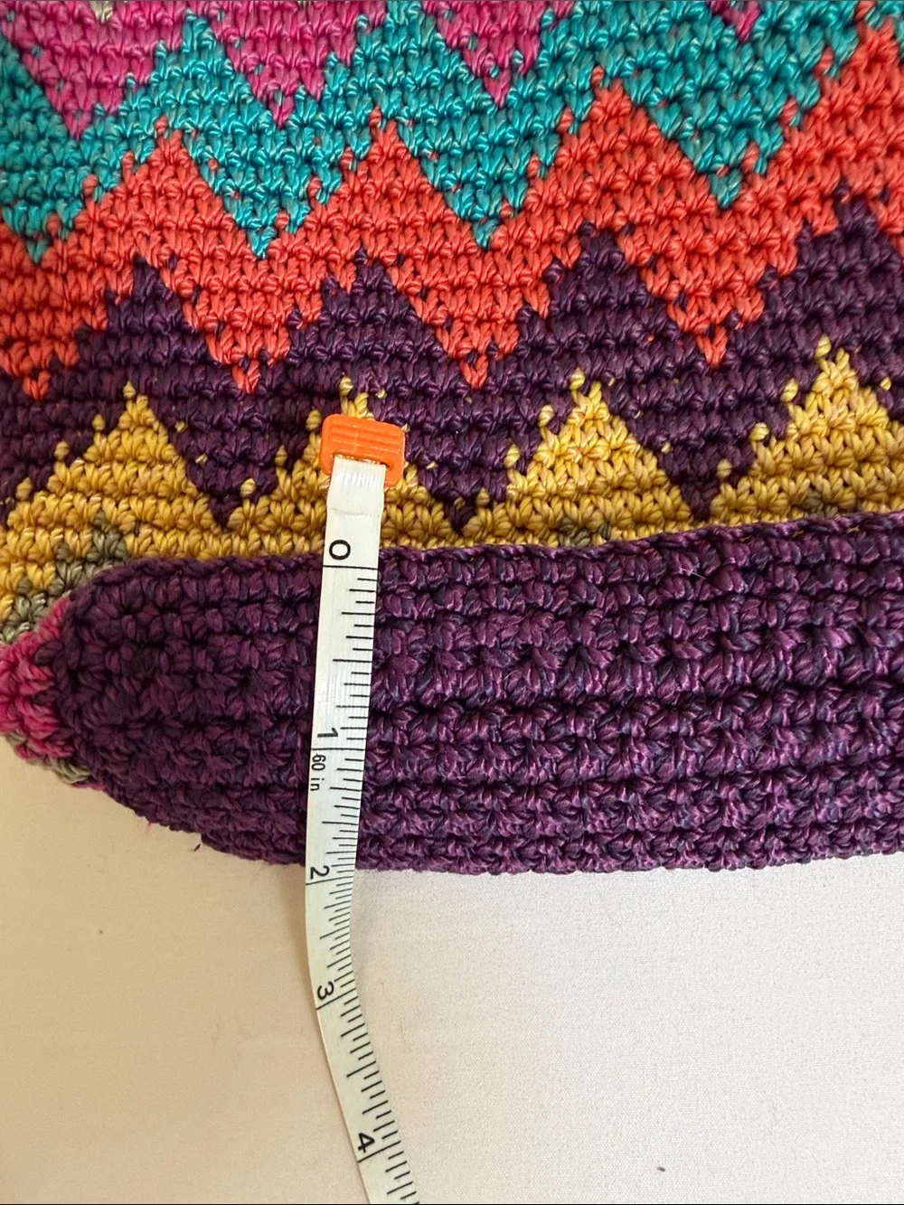 THE SAK ORIGINALS FUN MULTI-COLORED CROCHETED CHEVRON HOBO/BOHO SHOULDER BAG - Picture 7 of 7